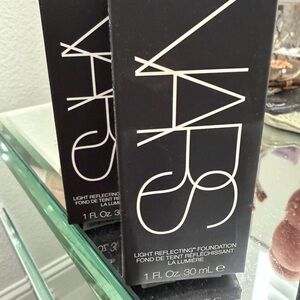 NARS Light Reflecting Foundation - Barcelona. Set of two